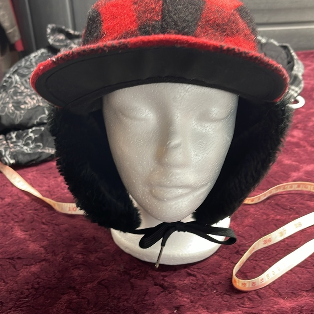 Plaid wool hat - Picture 4 of 4